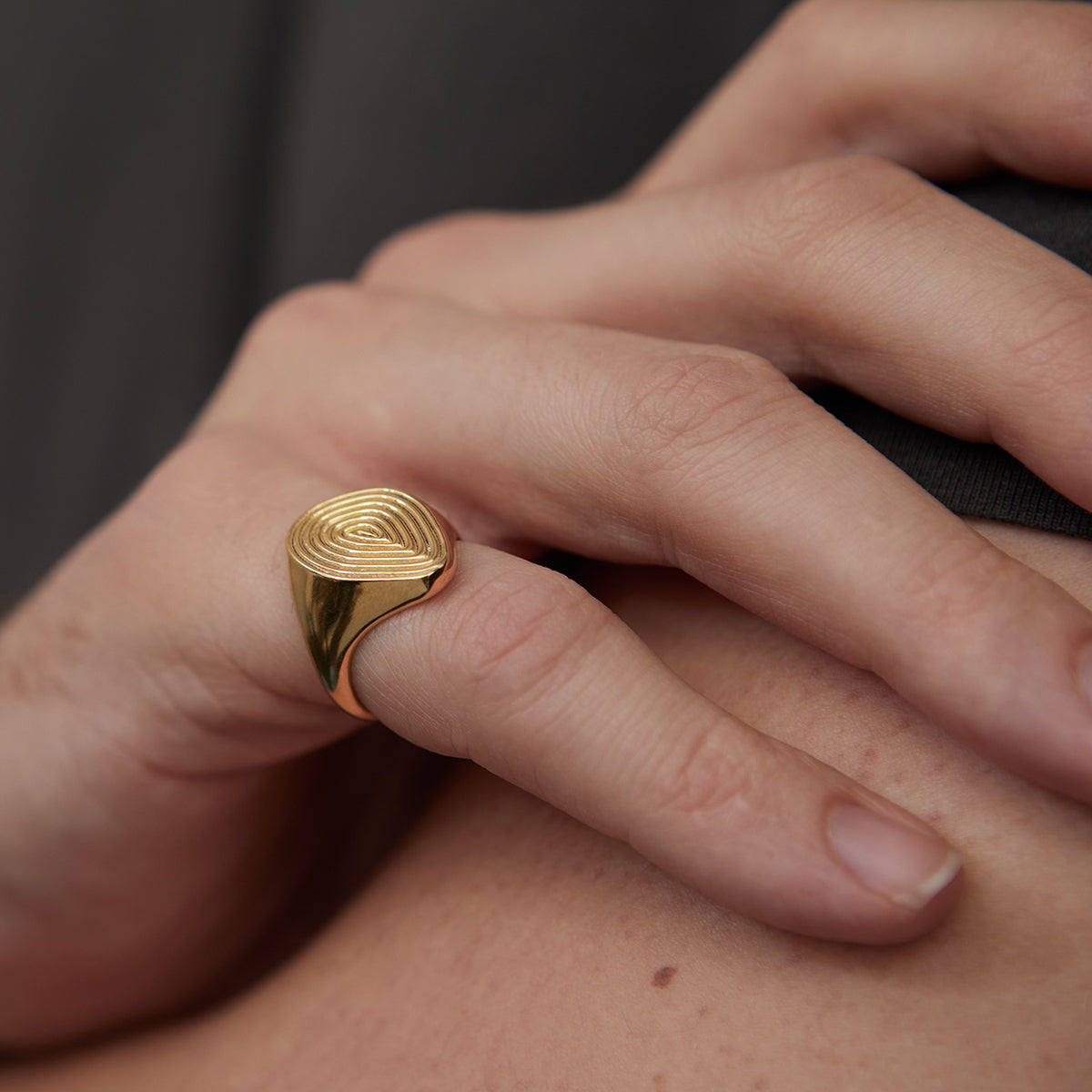 Spiral Signet Ring Gold