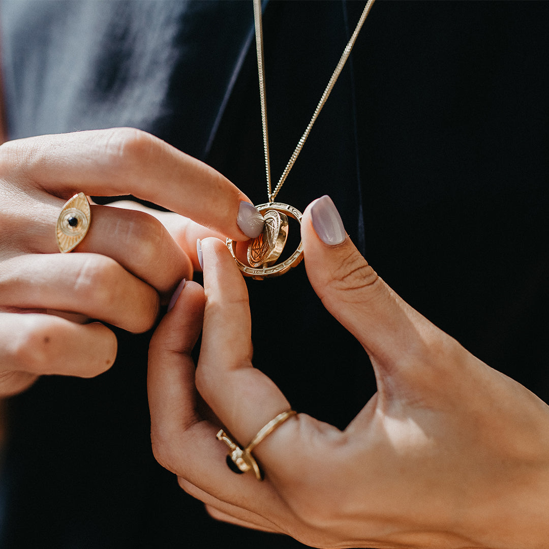 Alchemist's Spinning Necklace Gold