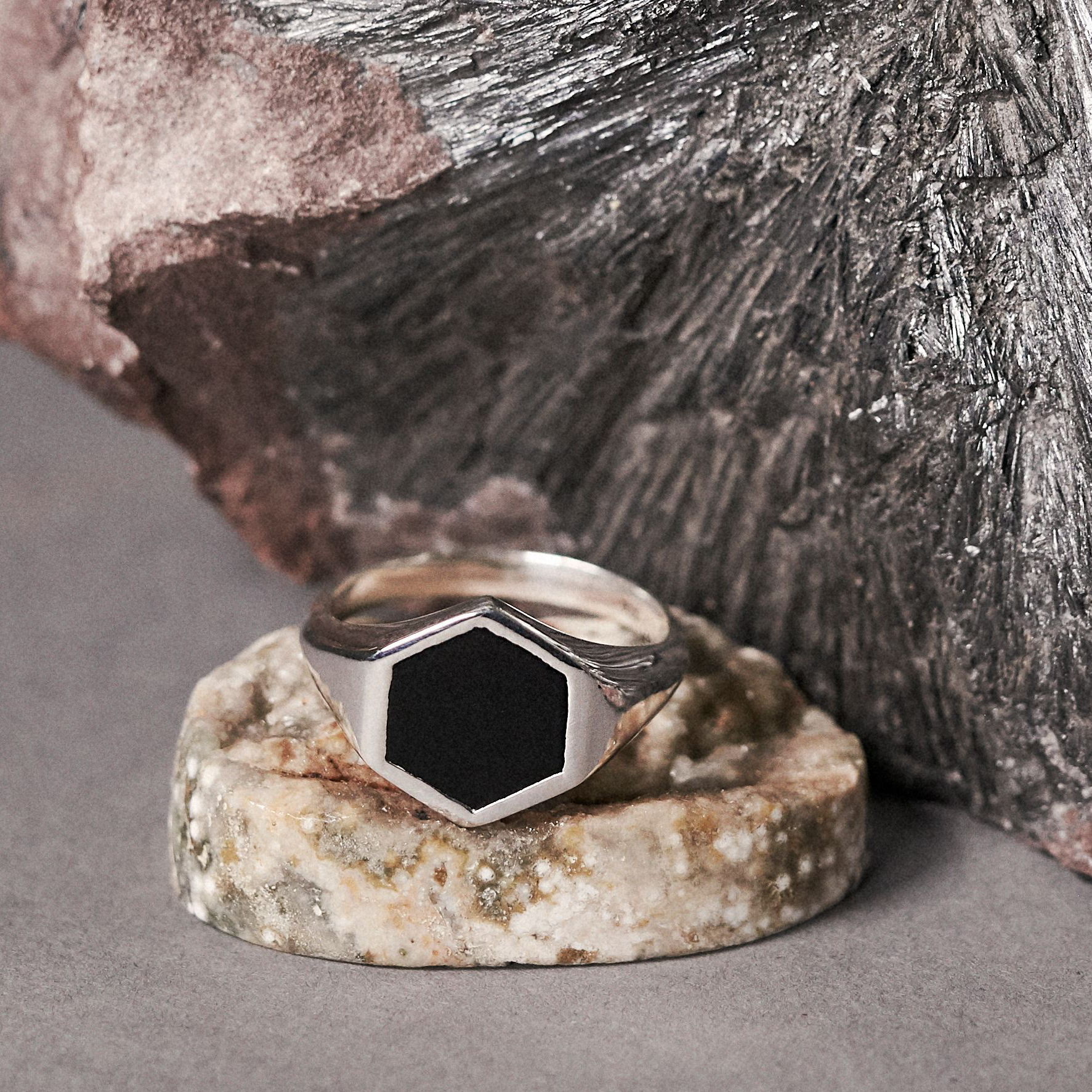 Varro Onyx Ring Silver