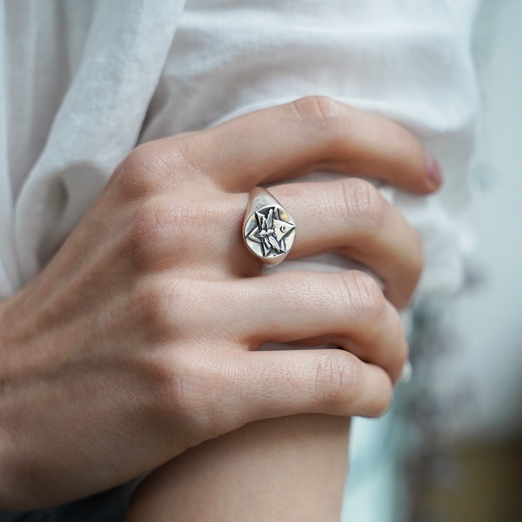 Lunar Signet Ring Silver