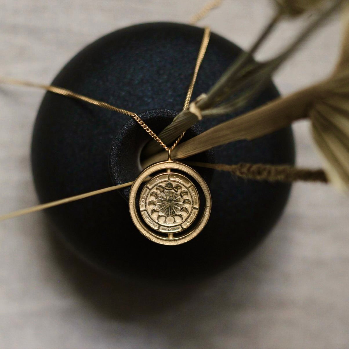 Alchemist's Spinning Necklace Solid Gold