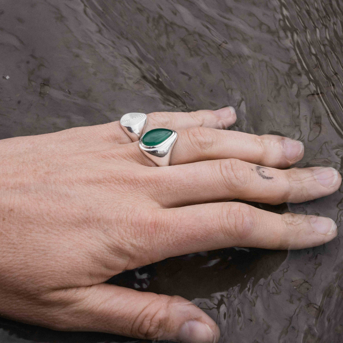 Apollo Signet Ring Silver - Green Onyx
